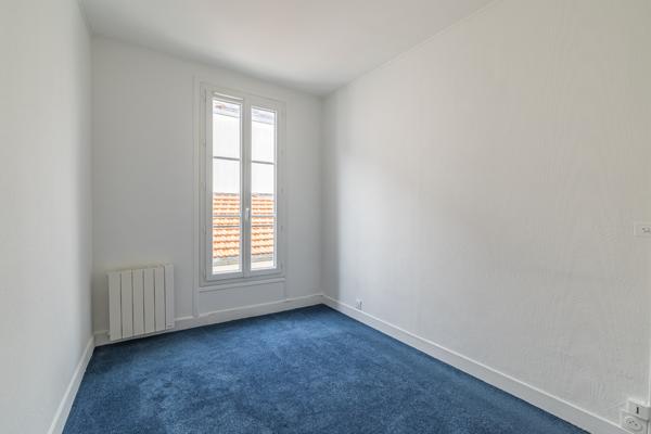 Secteur Porte St Martin - Appartement 2 pièces dernier étage rénové