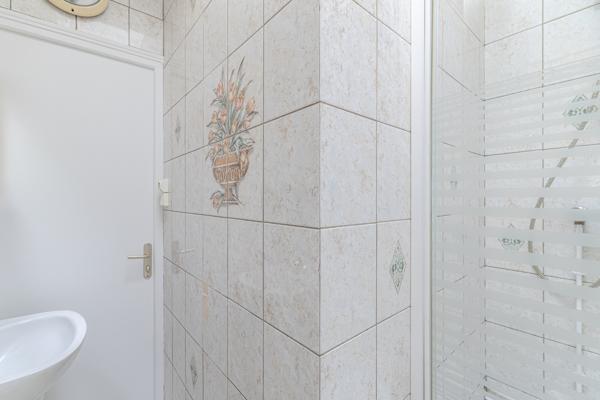 Secteur Porte St Martin - Appartement 2 pièces dernier étage rénové