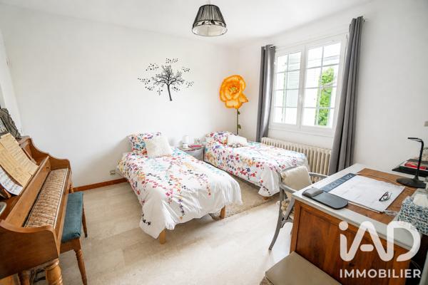 Maison (prestige) à vendre 5 pièces 244 m² Roquemaure