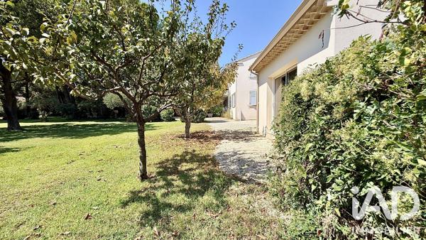Maison (prestige) à vendre 5 pièces 244 m² Roquemaure