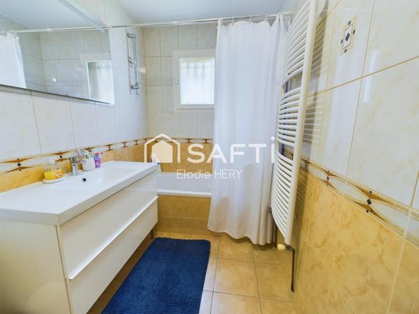 Maison individuelle rénovée -  117 m2 - 4 chambres - Jardin