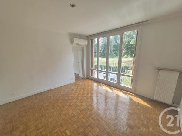 Appartement F3 à vendre  3 pièces - 61,51 m 2   ST GENIS LAVAL  - 69