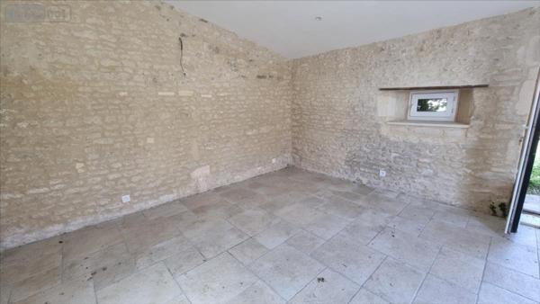 Maison à vendre à Jonzac en Charente-Maritime (17500), ref : 1837