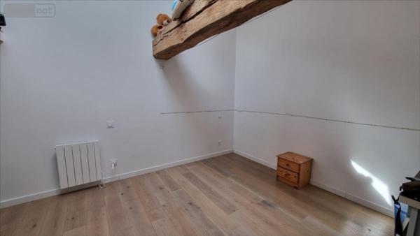 Maison à vendre à Jonzac en Charente-Maritime (17500), ref : 1837