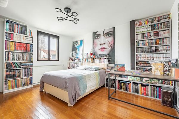 MAISON 7 PIECES - 5 CHAMBRES - 2 PLACES PARKINGS