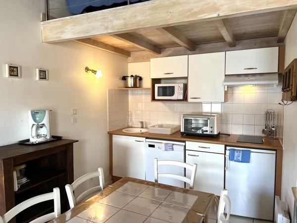 APPARTEMENT À VENDRE 2 PIECES - 50 M² - SAINT MARTIN DE RE