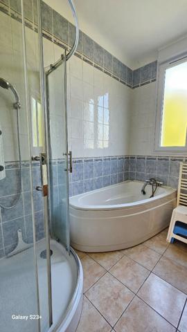 Maison - 5 pièces - 185 m²