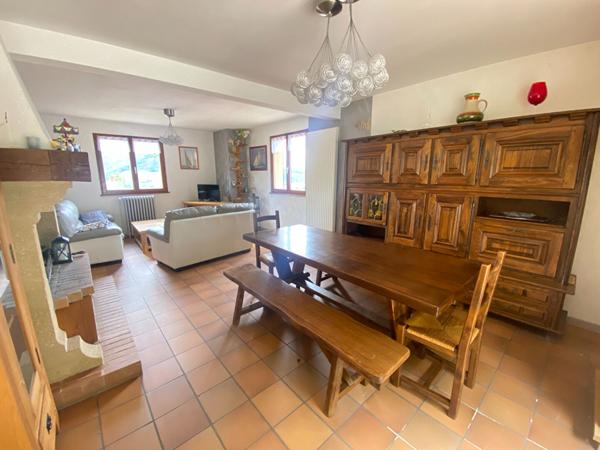 Maison - 6 pièces - 127 m²