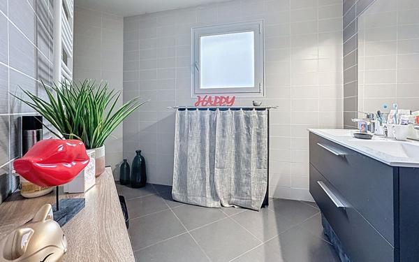 Maison à vendre    5 pièces •  Luc-la-Primaube