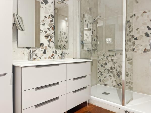 Bordeaux (33000) En vente à Bordeaux Secteur SAINT SEURIN -FONDAUDEGE : Bel appartement de 105M²