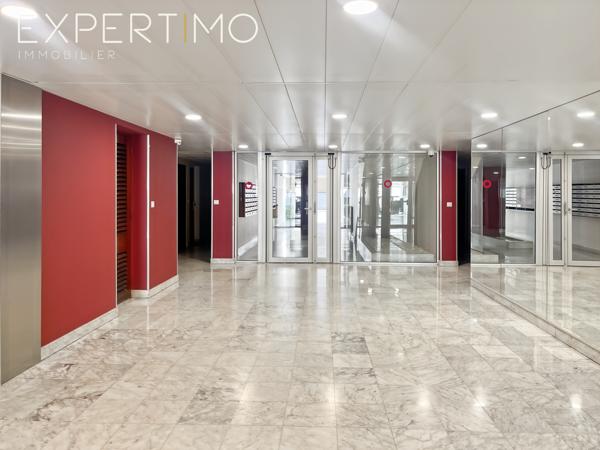 Bordeaux (33000) En vente à Bordeaux Secteur SAINT SEURIN -FONDAUDEGE : Bel appartement de 105M²