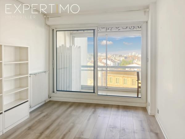Bordeaux (33000) En vente à Bordeaux Secteur SAINT SEURIN -FONDAUDEGE : Bel appartement de 105M²