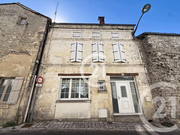 Maison à vendre  4 pièces - 74 m 2   JARNAC  - 16