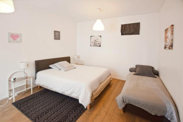 Propriété /gîtes/ chambre d'hôtes et grand terrain à St Sernin du Plain