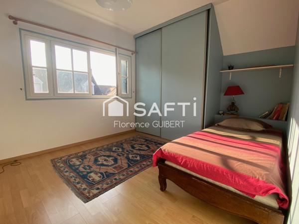 Maison familiale à 2 pas du centre-ville et des écoles