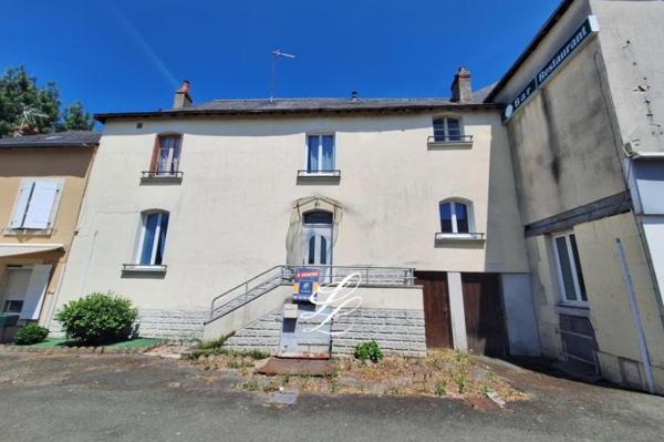 Vente - Maison 6 pièces 134 m 2 BOUESSAY (53290)