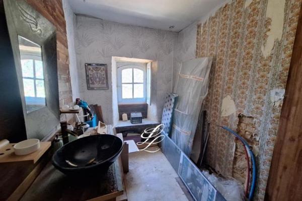 Vente - Maison 6 pièces 134 m 2 BOUESSAY (53290)