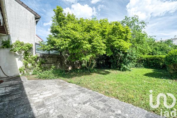 Maison à vendre 6 pièces 118 m² Pontault-Combault