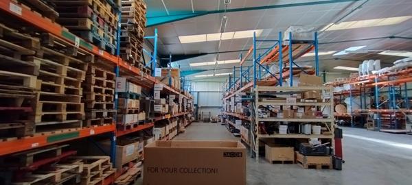 Batiment industriel de 810 m2  Saint-Donat-Sur-L'Herbasse