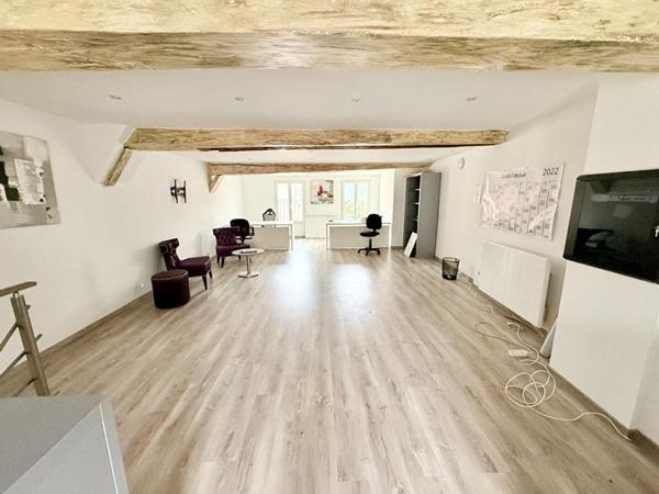 Sens Immeuble 10 pièce(s) 250 m2, Bien à fort potentiel ! Usage habitation, commercial ou mixte !