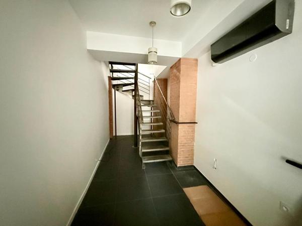 Sens Immeuble 10 pièce(s) 250 m2, Bien à fort potentiel ! Usage habitation, commercial ou mixte !