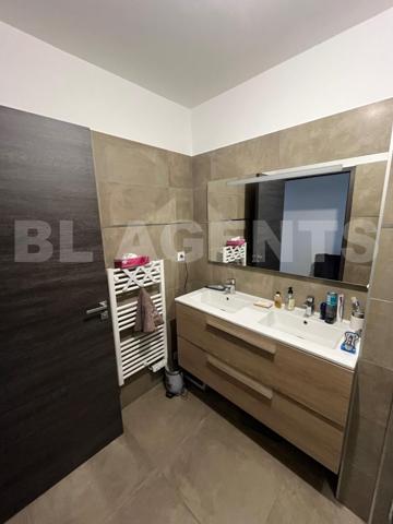 EXCLUSIVITÉ - T4 AVEC TERRASSE ET VUE MER - AVENUE DE BORGO