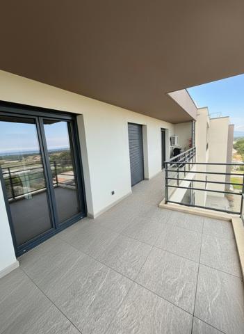 EXCLUSIVITÉ - T4 AVEC TERRASSE ET VUE MER - AVENUE DE BORGO