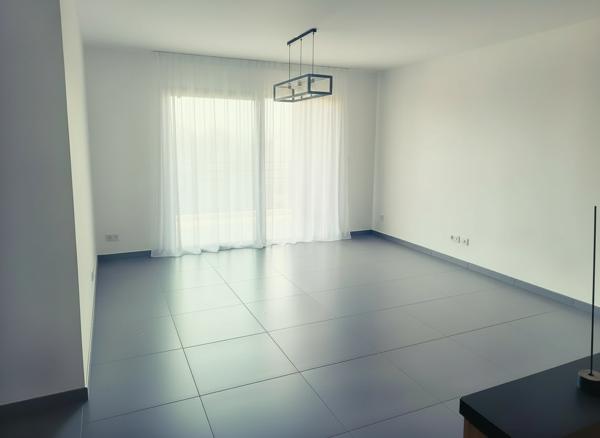 EXCLUSIVITÉ - T4 AVEC TERRASSE ET VUE MER - AVENUE DE BORGO