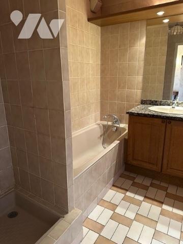 NANCY GARE Bel appartement