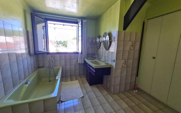 Maison à vendre    5 pièces • 138,69 m2 Athis-Mons