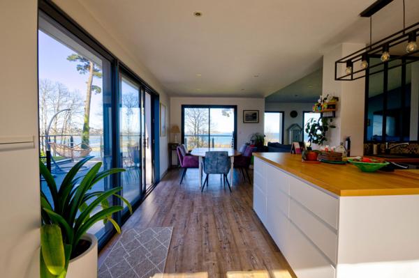 OPPORTUNITÉ RARE – VILLA VUE MER + 60 000 €/AN DE REVENUS – LOUANNEC / PERROS-GUIREC
