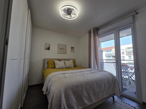 Appartement à vendre 2 pièces MEYZIEU (69)