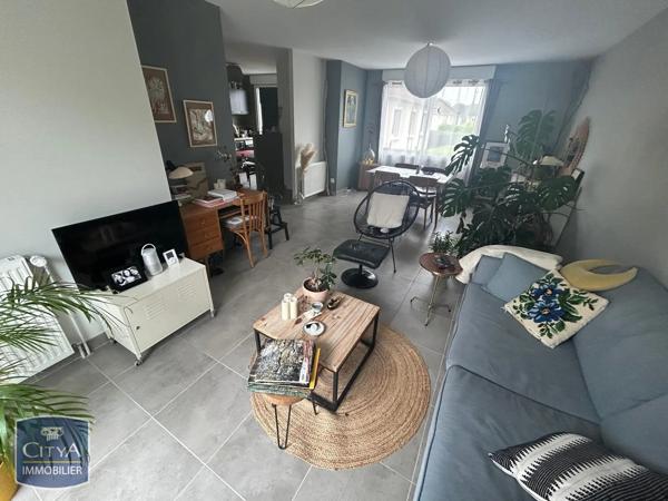 Maison à louer 3 pièces 74.01m² Laval (53000)
