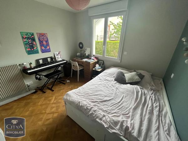 Maison à louer 3 pièces 74.01m² Laval (53000)