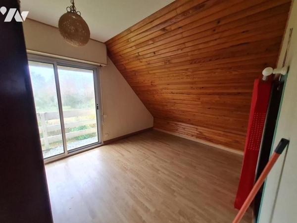 Maison familliale avec travaux à prévoir située à pied des commodités et services