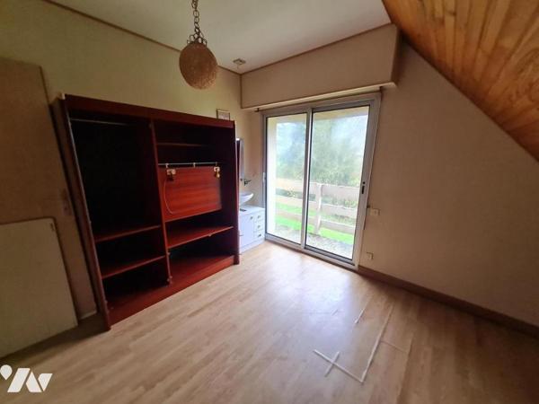 Maison familliale avec travaux à prévoir située à pied des commodités et services