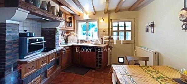 Maison familiale avec étang et dépendances