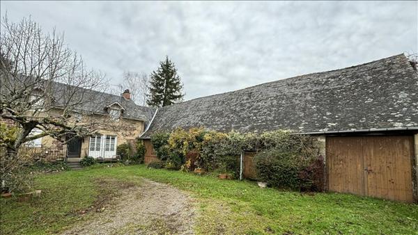 Maison à vendre |  La Chapelle-aux-Brocs |  6 pièces | 136 m²