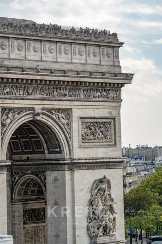 Penthouse d'exception sur l'Arc de Triomphe.