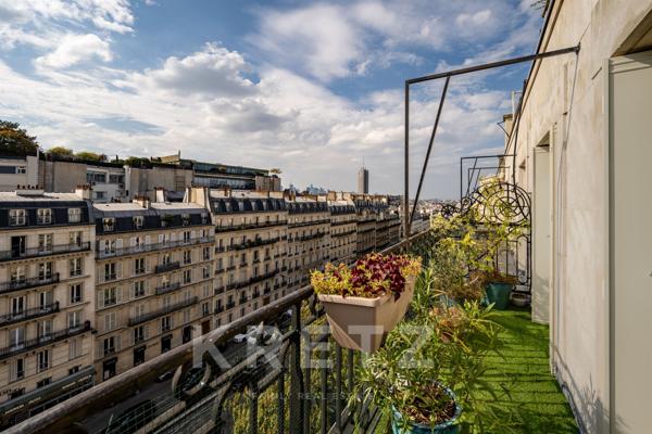 Penthouse d'exception sur l'Arc de Triomphe.