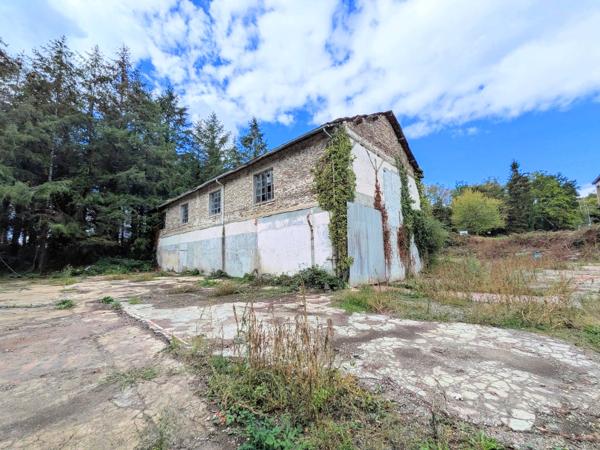 Grange à vendre à Coussac-Bonneval (87500) - Haute-Vienne