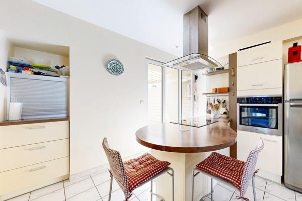 Très beau Duplex  5 chambres centre ville questembert 168 m²