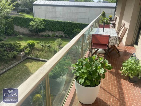 Appartement à vendre 4 pièces 99m² Laval (53000)