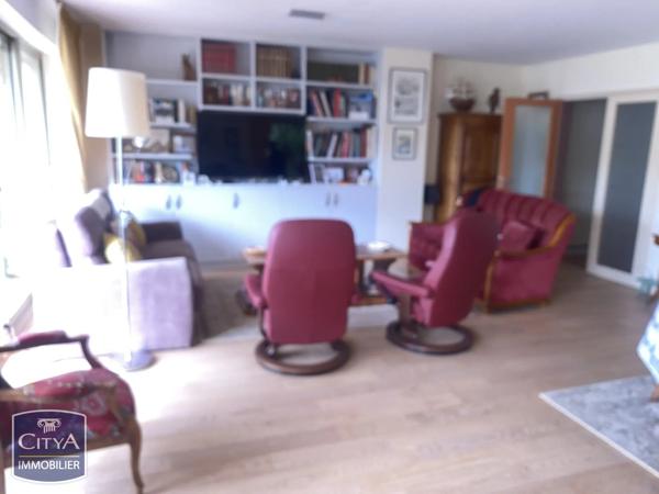 Appartement à vendre 4 pièces 99m² Laval (53000)