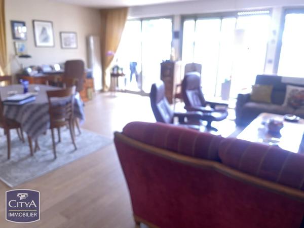 Appartement à vendre 4 pièces 99m² Laval (53000)
