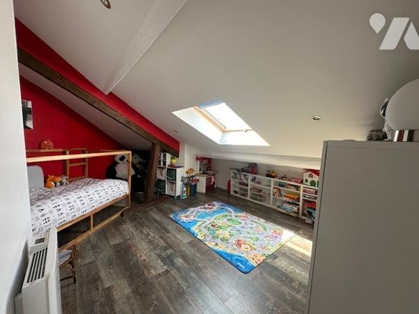 Appartement rénové et chaleureux situé sur la commune d'ARC-LES-GRAY