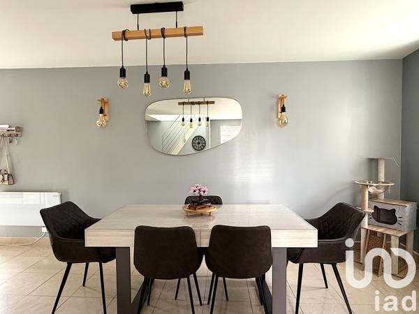 Maison à vendre 6 pièces 143 m² Le Perray-en-Yvelines