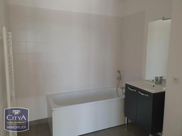 Appartement à louer 2 pièces 40.54m² Valenciennes (59300)