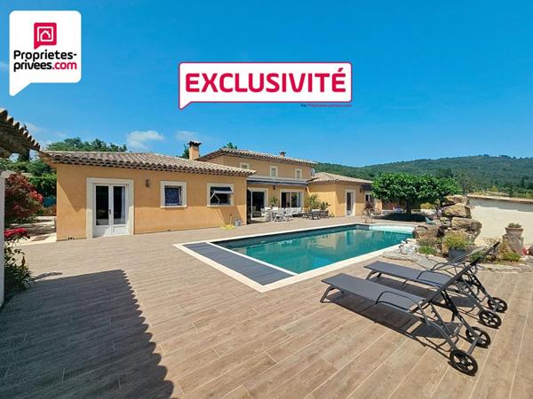 VILLA PLAIN PIED 7 PIECES 203 m2 PISCINE ET TERRAIN  PAYSAGER DE 2500 M2