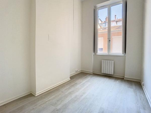 Lyon 6ème : T3 récemment rénové, emplacement idéal avec cuisine équipée